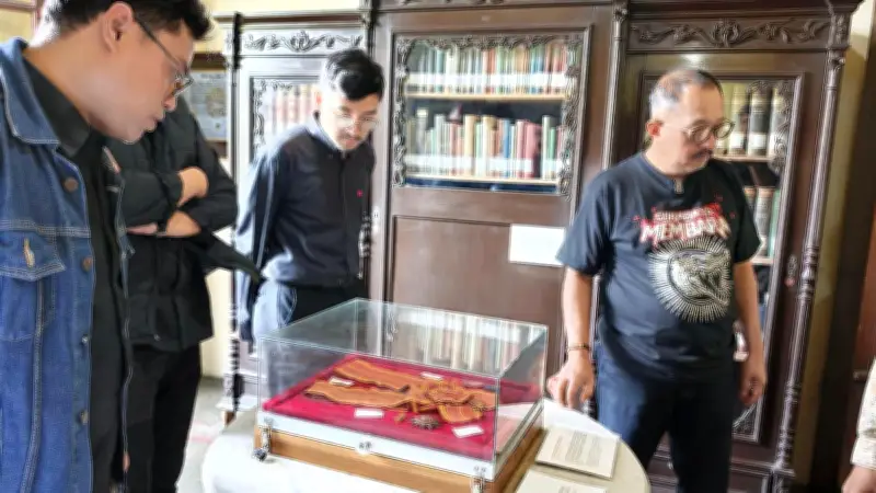 Politisi PDIP Kunjungi Taman Siswa, Serukan Pendidikan untuk Kesejahteraan Umum