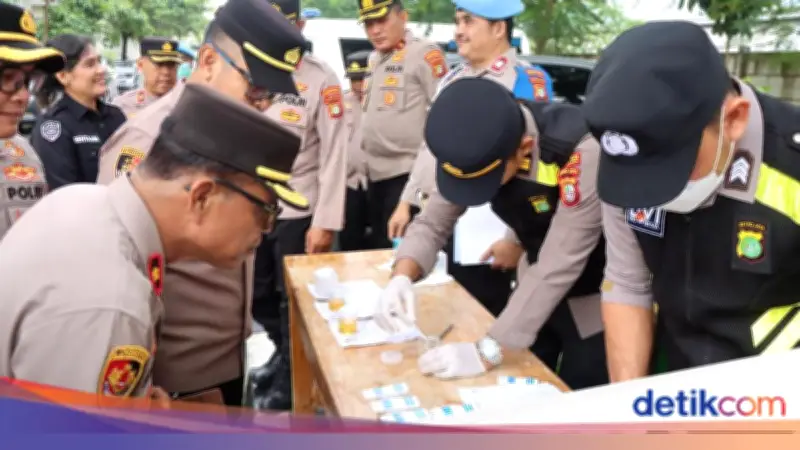 Polres Metro Tangerang Kota Gelar Tes Urine Dadakan, Semua Personel Negatif Narkoba