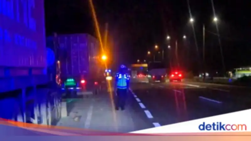 Polri Tertibkan Truk di Seluruh Tol Atas Perintah Kakorlantas untuk Cegah Kecelakaan