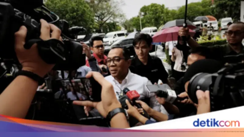 Prabowo Pimpin Ratas Bahas Percepatan Teknologi Olah Sampah Mikro di Kelurahan