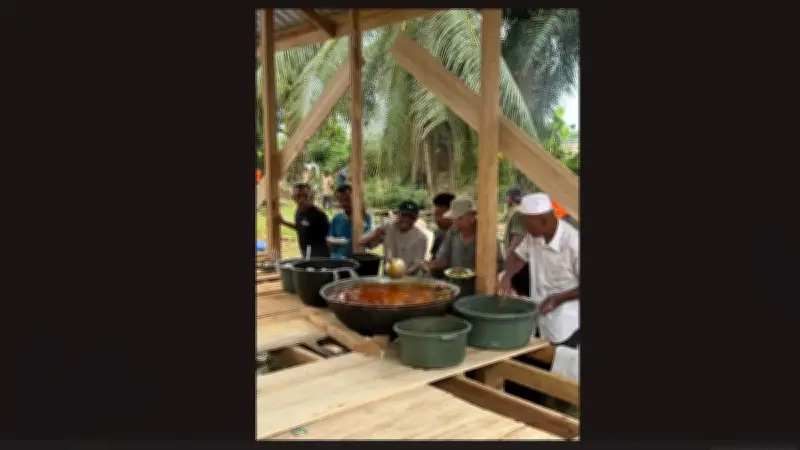 Prabowo Sumbang Dua Sapi Jumbo untuk Tradisi Meugang di Pesantren Aceh