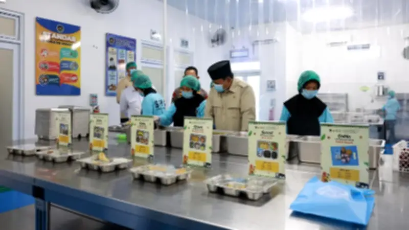 Prabowo Tegaskan MBG Bukan Kebijakan Tanpa Arah, Dibutuhkan Mayoritas Rakyat