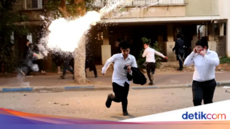 Protes Wajib Militer Picu Kericuhan, Tentara Wanita Israel Dikejar Kelompok Ultra-Ortodoks