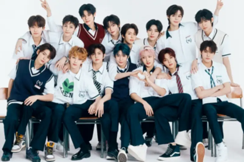 Reply High School: Reality Show SM Entertainment Eksplorasi Tiga Era Sekolah