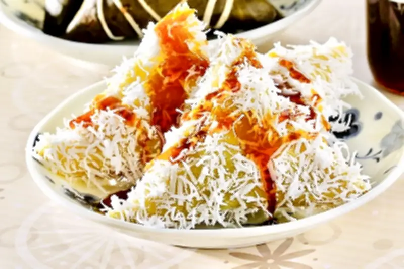 Resep Lupis Ketan Gula Merah, Ide Takjil Manis yang Lumer di Mulut