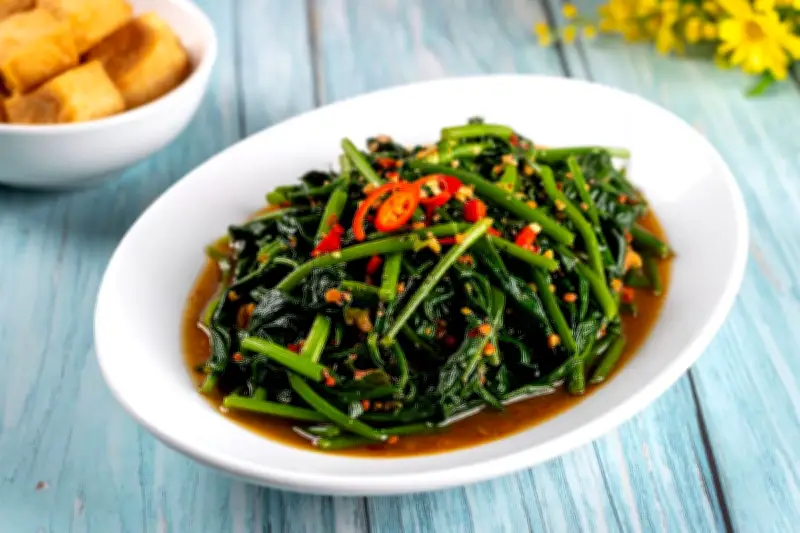 Resep Sambal Kangkung Segar, Menu Pedas Gurih untuk Buka Puasa