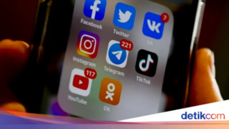 Rusia Blokir YouTube dan WhatsApp, Warga Beralih ke VPN Meski Tak Stabil