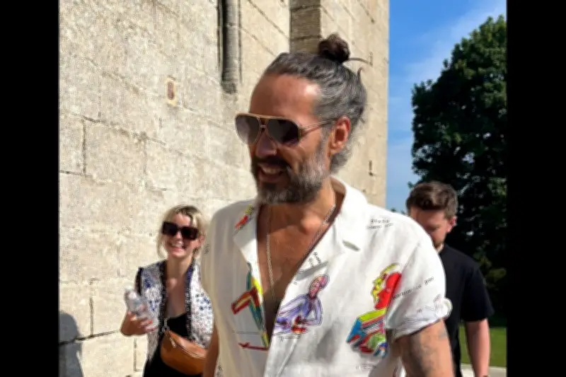 Russell Brand, Mantan Suami Katy Perry, Kembali Tolak Dakwaan Pemerkosaan