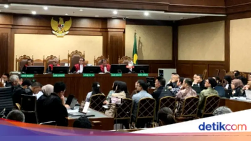 Saksi Kasus Chromebook Tegaskan Tak Ada Catatan Transaksi Rp 809 M ke Nadiem
