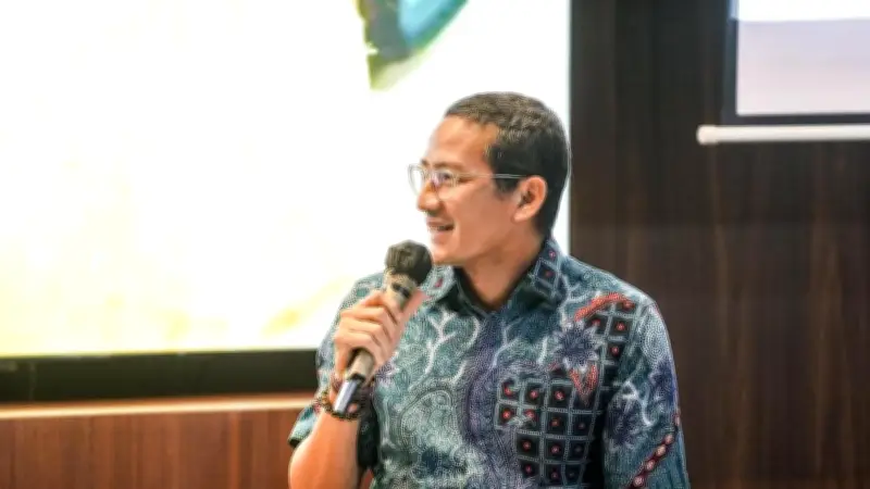 Sandiaga Uno Dorong Kemandirian Ekonomi Warga Jepara Melalui Kriya Limbah Kayu
