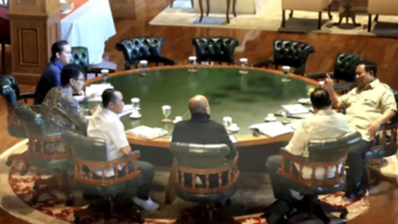 Seskab Teddy Ungkap Instruksi Khusus Prabowo Jelang Kesepakatan Tarif Dagang RI-AS