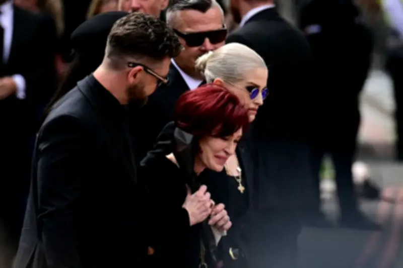 Sharon Osbourne Ungkap Ozzy Sadar Ajal Dekat Sebelum Penampilan Terakhir