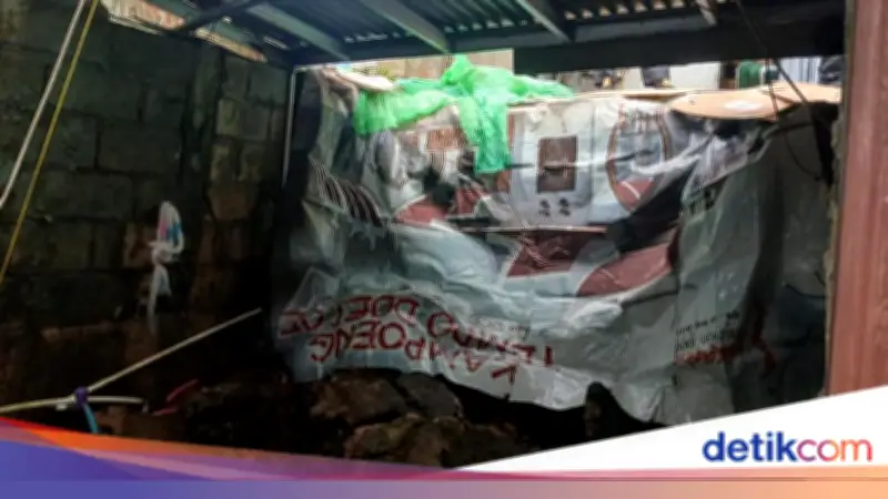 Tanah Bergerak Picu Longsor di Bogor, Dinding Rumah Warga Ambruk