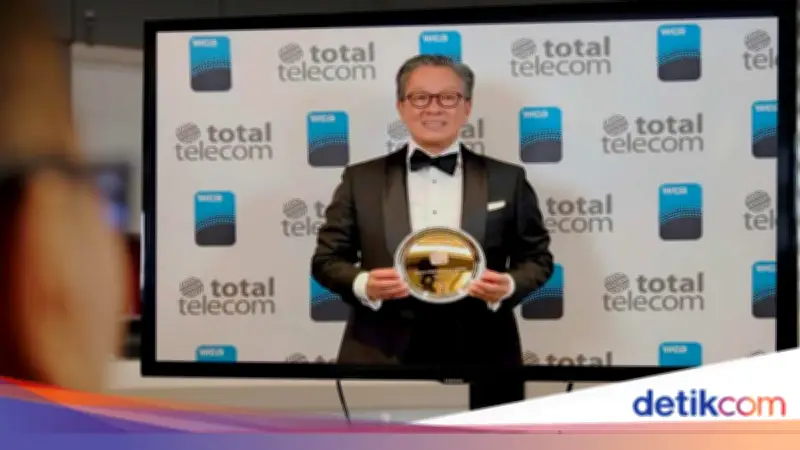 Telkomsel Raih Silver Award WCA 2025 di London untuk Inovasi Data Pariwisata Sumbar
