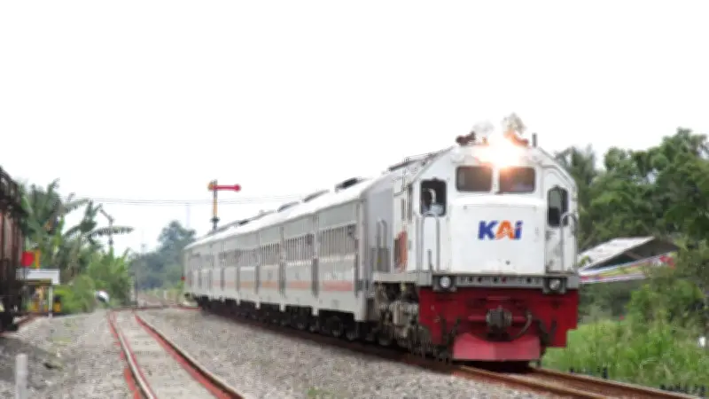 Tiga Pelajar Tewas Tertabrak KA Argo Merbabu Saat Swafoto di Rel Batang