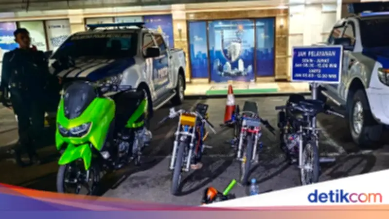 Tiga Pemuda Diamankan Saat Hendak Balap Liar di Rawamangun, Motor dan Bensol Disita