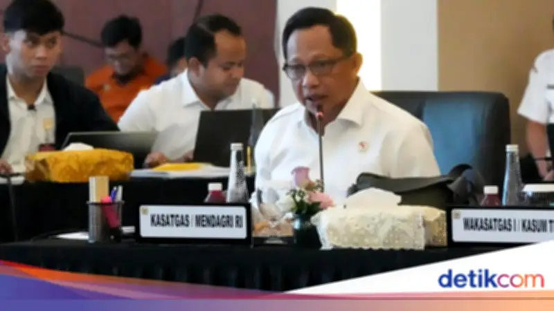 Tito Karnavian Apresiasi Dukungan Satgas DPR untuk Percepatan Rehabilitasi Pascabencana Sumatera