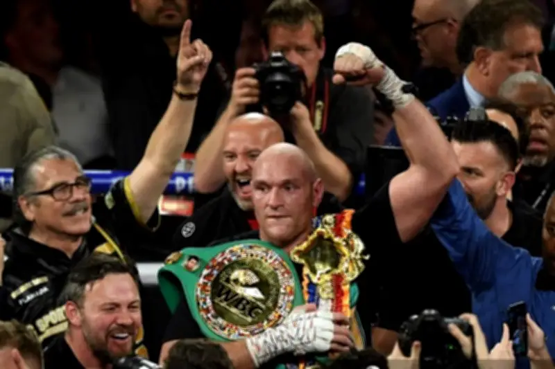 Tyson Fury Rebut Sabuk WBC dari Wilder Lewat Kemenangan TKO di Ronde 7