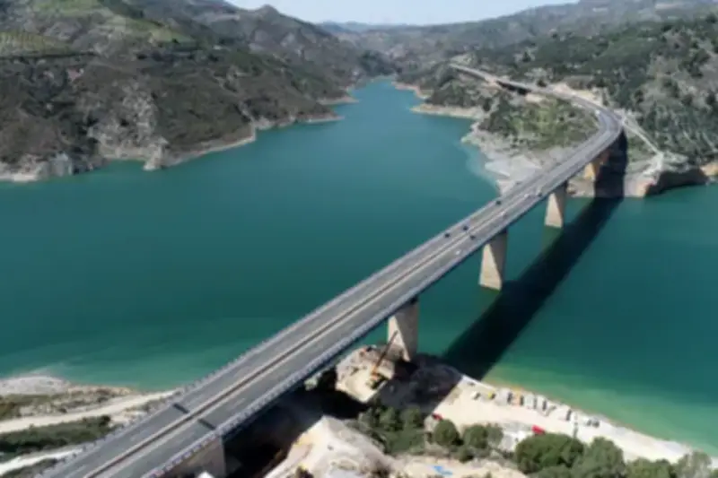 Viaduk Rules di Spanyol Retak Lagi, Perbaikan Besar-Besaran Gagal Total