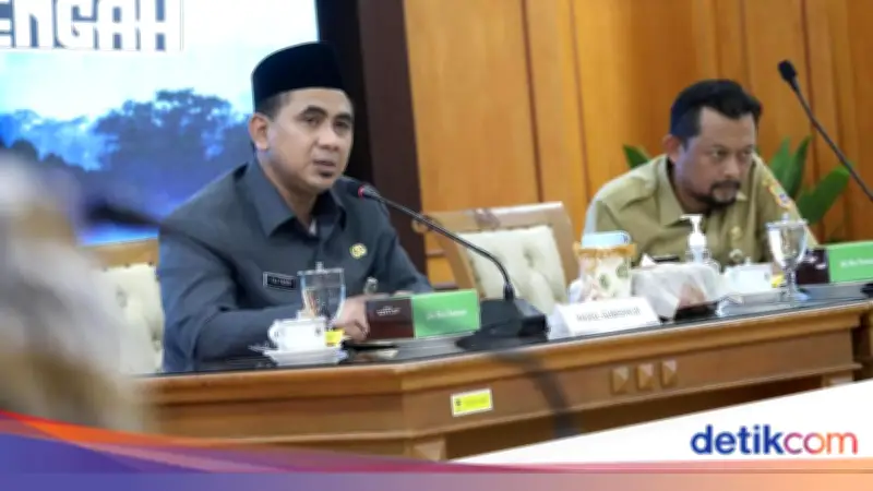 Wacana Sekolah Enam Hari di Jateng Masih Dikaji, Libatkan Perguruan Tinggi dan Pakar