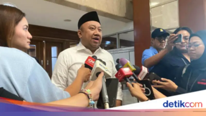 Wakil Ketua Komisi X DPR Dorong Standarisasi Lapangan Padel Bising di Jakarta Selatan