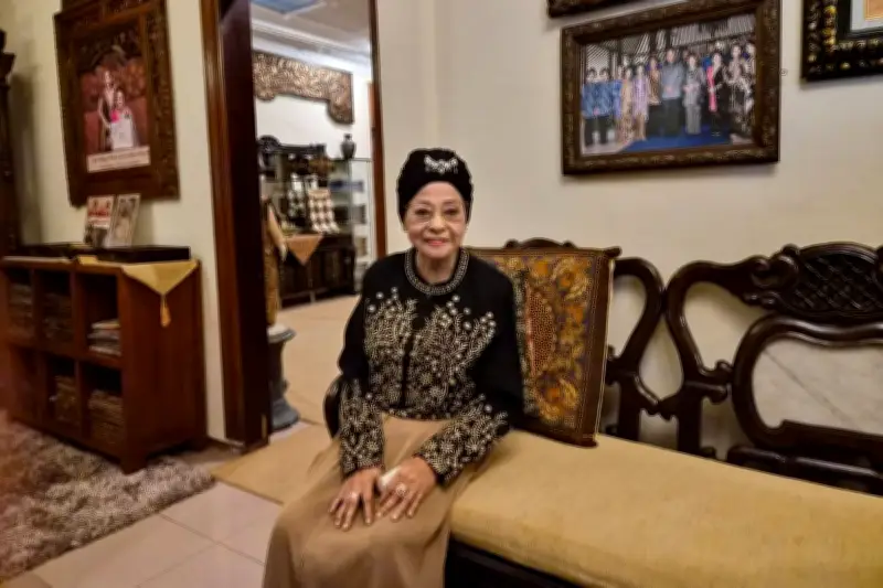 Waldjinah di Usia 80 Tahun: Semangat Bernyanyi Keroncong Tak Pernah Padam