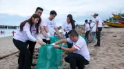 BRI Peduli Ajak Ratusan Relawan Bersihkan Pantai Kedonganan Bali Dukung Indonesia ASRI