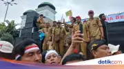 Desakan Perpanjangan Masa Jabatan Kepala Desa Jadi 9 Tahun Tuai Pro dan Kontra