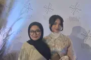 Fujianti Utami Puji Koleksi Raya Nabila Misha yang Modis dan Elegan