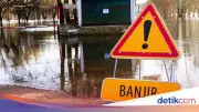 Hujan Deras Sejak Dini Hari Picu Banjir di 31 RT di Jakarta Selatan