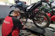 Kapan Waktu Ideal Servis Motor? Ini Panduan Perawatan Berkala yang Tepat