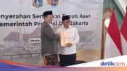 Menteri ATR/BPN Serahkan 3.922 Sertifikat Aset DKI Senilai Rp 102 Triliun, Masuk MURI