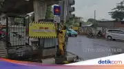 Pemprov DKI Pasang Spanduk Peringatan Waspada Jalan Berlubang di Lima Wilayah