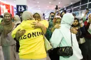 Perempuan Malaysia Bertahan 18 Tahun di Lombok, Akhirnya Dipulangkan Negaranya