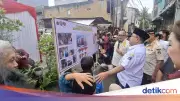 Satpol PP DKI Bedah Rumah Warga di Cengkareng, Dana dari Iuran Internal Anggota
