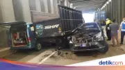 Truk Berkecepatan Tinggi Picu Tabrakan Beruntun 7 Kendaraan di Underpass Jagorawi