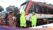 Truk Terseret 100 Meter Usai Tertemper Kereta Bandara Soetta di Tangerang