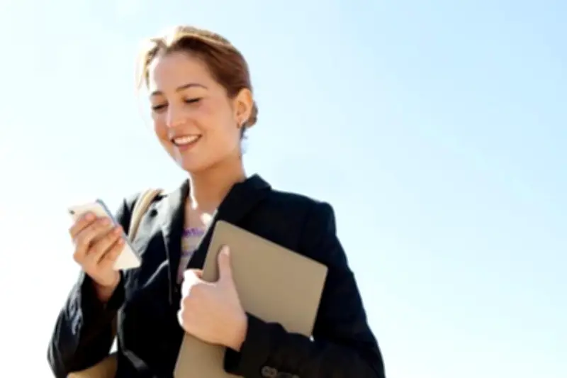 10 Profesi Bergaji Tinggi yang Didominasi oleh Perempuan di Indonesia