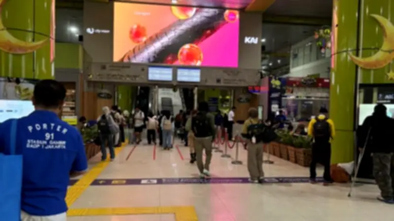 17.657 Penumpang Berangkat dari Stasiun Gambir H-4 Lebaran 2026