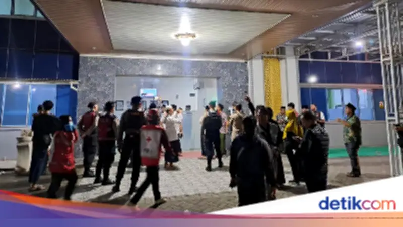 31 Santri Jombang Keracunan Telur Asin MBG Saat Buka Puasa, Beberapa Pingsan