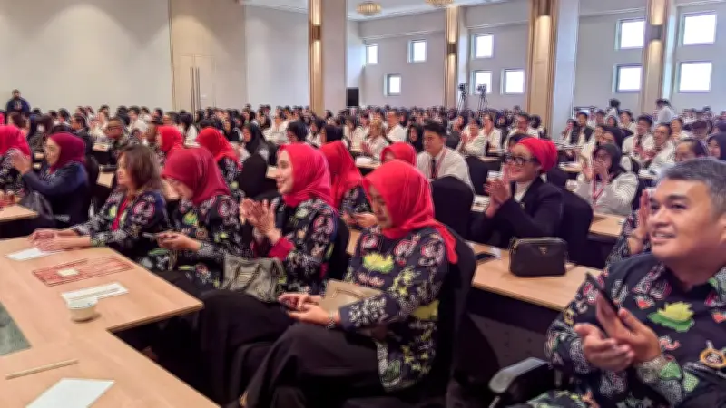 921 Calon Notaris Ikuti Ujian Kode Etik Serentak di Delapan Wilayah Indonesia