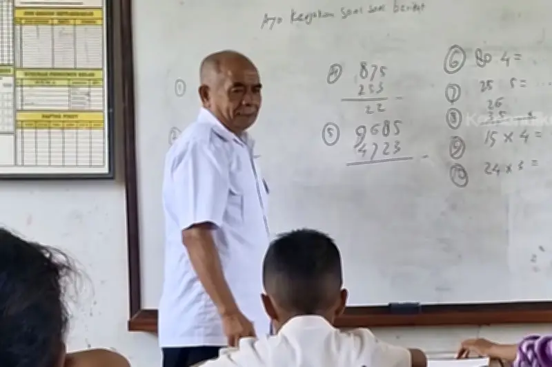 Agustinus, Guru Honorer 23 Tahun Digaji Rp 223.000, Akhirnya Dapat Pengakuan