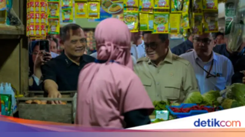 Ahmad Luthfi dan Mendag Pantau Harga Bahan Pokok di Pasar Kudus Jelang Lebaran