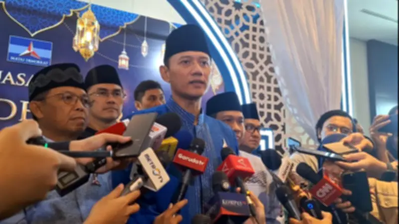 AHY Tegaskan Turun ke Bawah Bukan Manuver Politik, Demokrat Akan Kawal Pemerintahan Prabowo