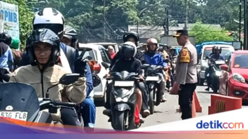 Arus Balik Lebaran 2026 Padati Jalan Alternatif Cibubur, Volume Kendaraan Meningkat