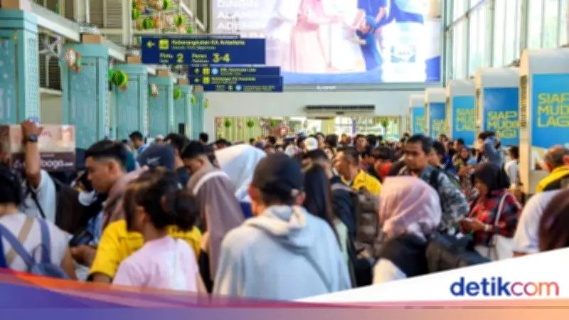 Arus Balik Lebaran: 52.937 Penumpang Kereta Tiba di Jakarta Hari Ini