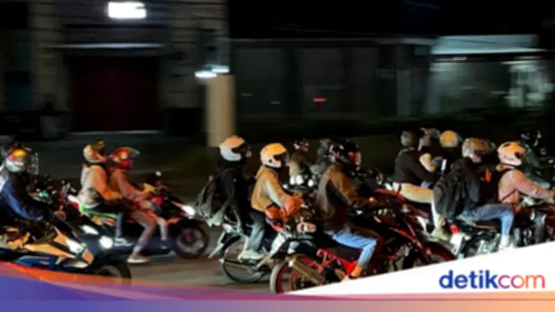 Arus Lalu Lintas Pantura Cirebon Mulai Padat, Pemudik Memadati Jalanan