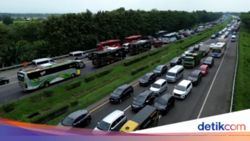 Arus Mudik di Tol Cipali Capai 36 Ribu Kendaraan, Kondisi Masih Ramai Lancar