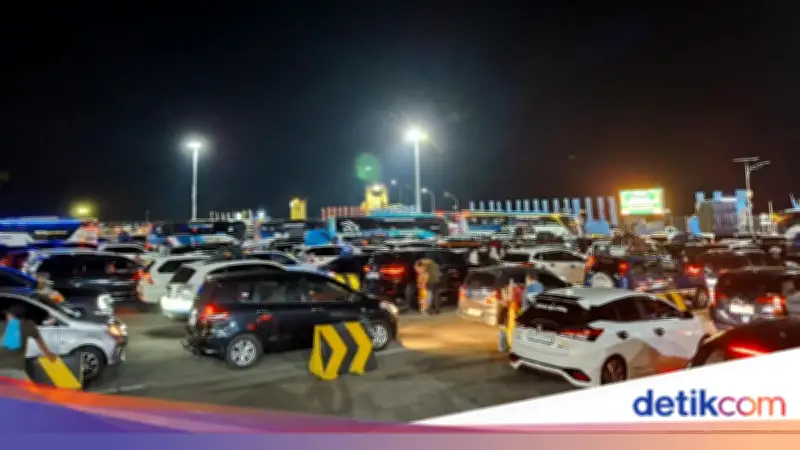 Arus Mudik Lebaran 2026 Meningkat, Pelabuhan Merak Mulai Ramai Malam Ini