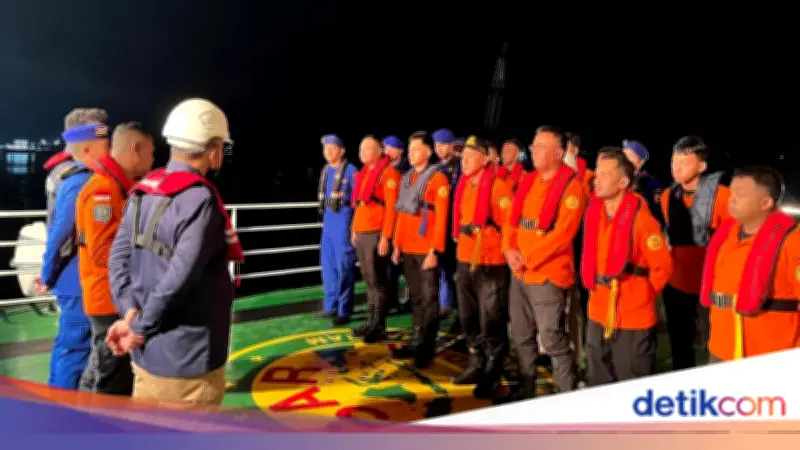 Basarnas Banten Evakuasi Kapten Kapal Tanker Rusia yang Sakit di Perairan Merak
